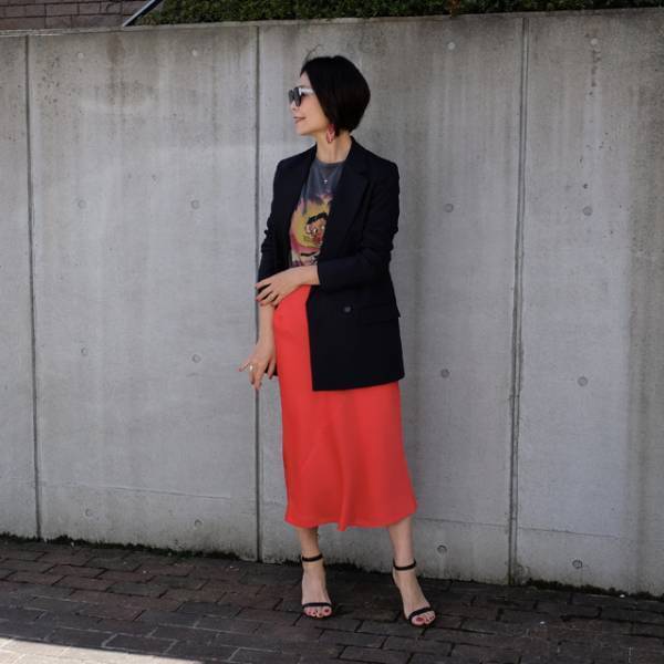 春先のマストバイ！デイリーに着られるネイビージャケット