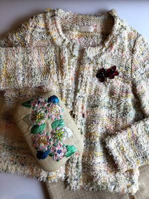 小さなバッグに持ち替えよう！　心も体もかろやかになる小さなバッグの魔法