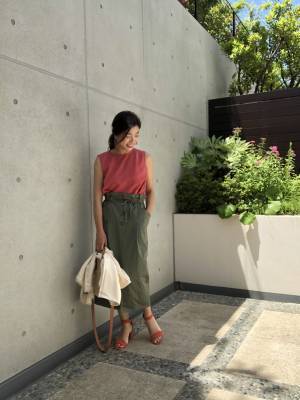 GUバックテールブラウスは1490円で大人上品！　こなれ配色が楽しめます