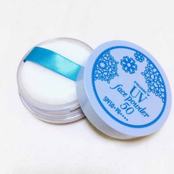 テカリじゃなくて「ツヤ肌」を叶える！　夏の優秀ベースメイクアイテムたち