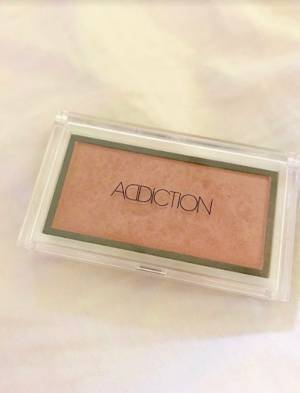 ポーチの中身は「今」の気持ちの写し鏡 #きれいの秘密はポーチの中に