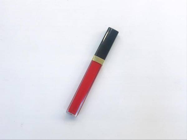 オフをばっちり楽しむための12アイテム　#きれいの秘密はポーチの中に