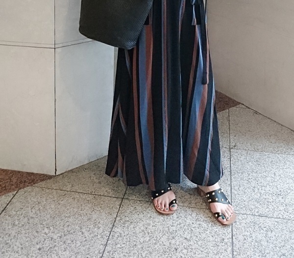 ZARAのセールで発掘！　秋まで着られるマルチストライプワンピース