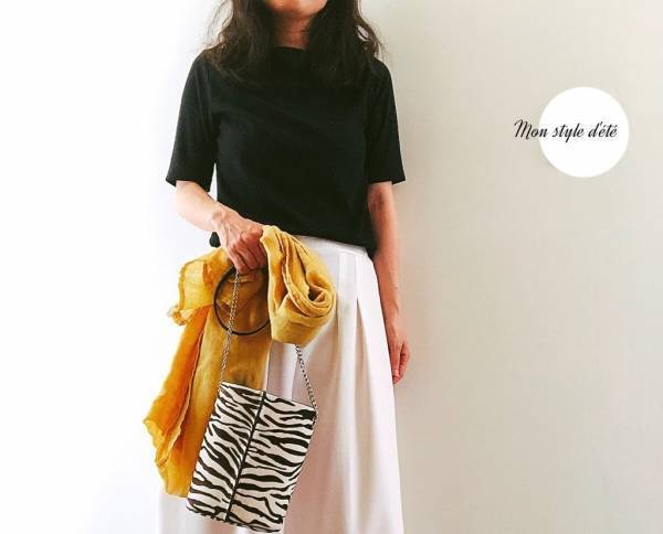 UNIQLOのリブボートネックT1000円は、色違いで揃えるのがおすすめです