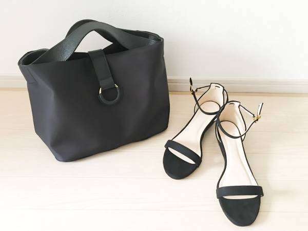 UNIQLO「マーセライズコットンフレアスリーブT」が最強！　1500円で涼しく細見え