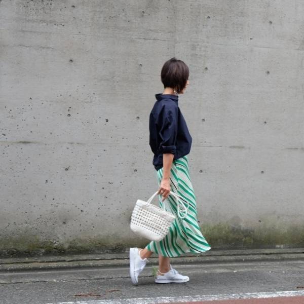 UNIQLOオーバーサイズシャツが優秀！　1990円で計算し尽くされたシルエット