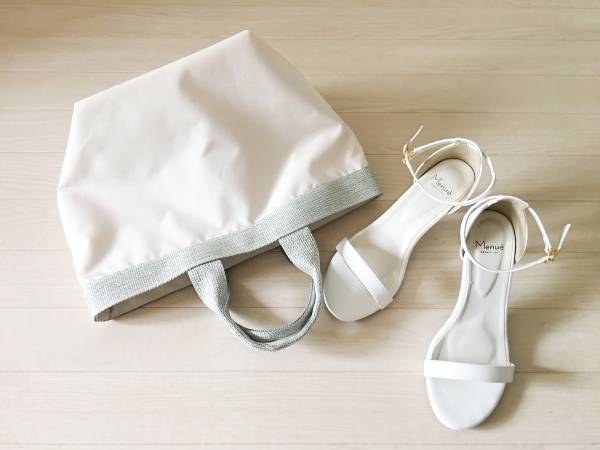 大人気のUNIQLO花柄ロングワンピース。3990円で涼しくて大人かわいい