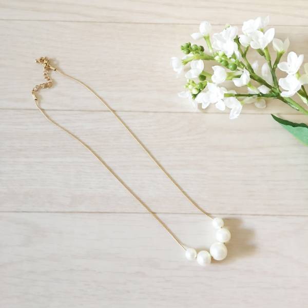 UNIQLOのプリーツワンピが優秀！　2990円で上品コーデが完成