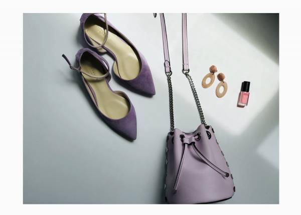 コーデのマンネリを解消する簡単テクは「小物のセット化」！