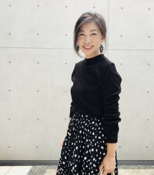 GUのワッフルTを上品に！　1490円で親しみやすい大人カジュアル