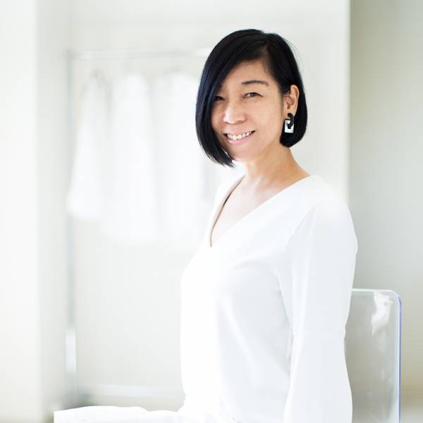 骨格診断、プロの技で大変身！　「質感」と「ライン」で似合う服がわかる