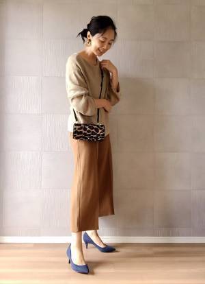 GU＆UNIQLOパンプス活用術。大人コーデにはネイビーとブラウンがあればいい