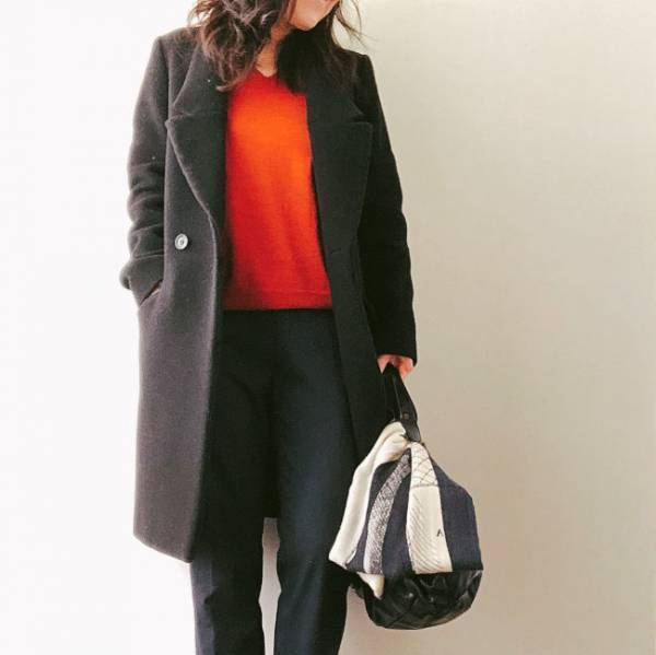 2020年、無印良品の上品セーターを指名買い！　きれい色で楽しむ初詣コーデ