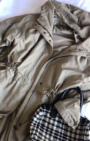 今買って春まで着られる！　UNIQLOモッズコートで大人カジュアルコーデ