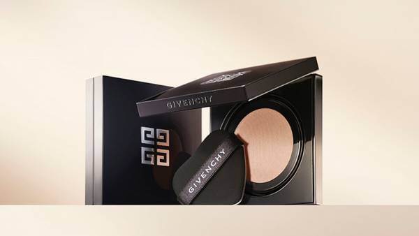 ジバンシイの上質美肌を叶えるクッションファンデ＆リキッド バーム