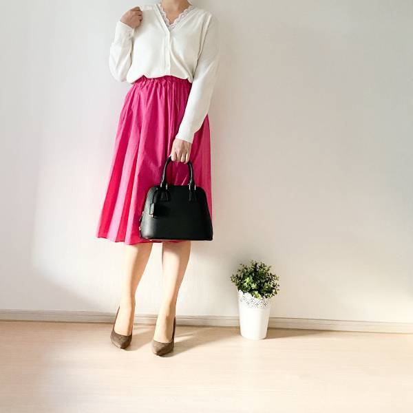 UNIQLOカシミヤカーディガン。暖かさ＆トレンド感が3990円で手に入るのは今だけ