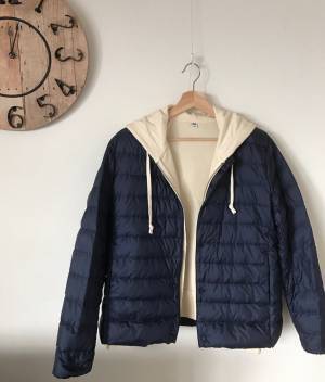 UNIQLOウルトラライトダウン。ショート丈で大人かわいいカジュアルコーデ