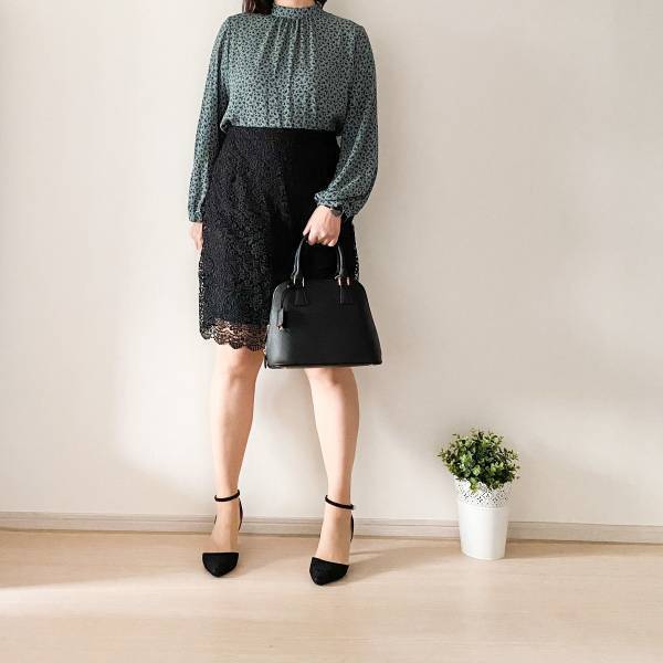 990円とは思えない！ GU２WAYボウタイブラウスは着まわし力抜群