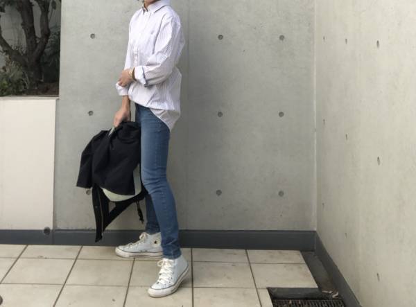 UNIQLOのメンズシャツが買い！　オーバーサイズで上品に体型カバー