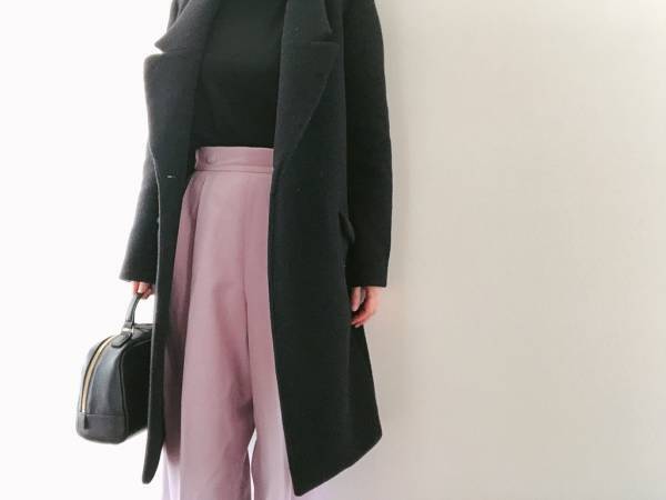 OPAQUEのワイドパンツはU3000円！　黒×パステルでマンネリ払拭コーデ