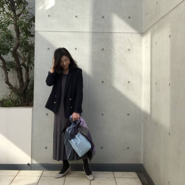 GU新作ドローストリングミニバッグがおすすめ！　大人上品コーデが作れます