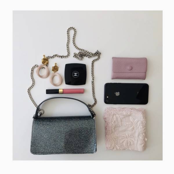 「UNIQLOアンクルパンツ」で春の謝恩会コーデを作るコツ