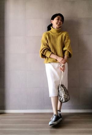 プチプラニットがまだまだ使える！　素肌見せ＆軽やかアイテムで着回す春コーデ