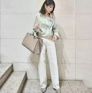 UNIQLO U 春の新作「シアーシャツ」で高見えコーデ◎