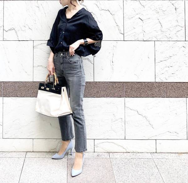 GU「マシュマロハイヒールパンプス」のパステルカラーが大人の春コーデに使える。