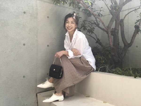 GU990円ドレープワイドパンツが着痩せと大人の抜け感を叶えてくれます！