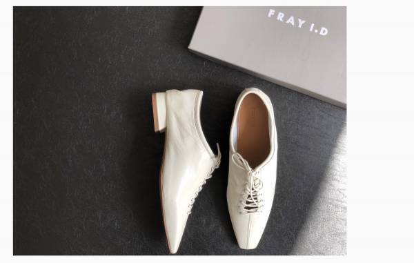 GU990円ドレープワイドパンツが着痩せと大人の抜け感を叶えてくれます！