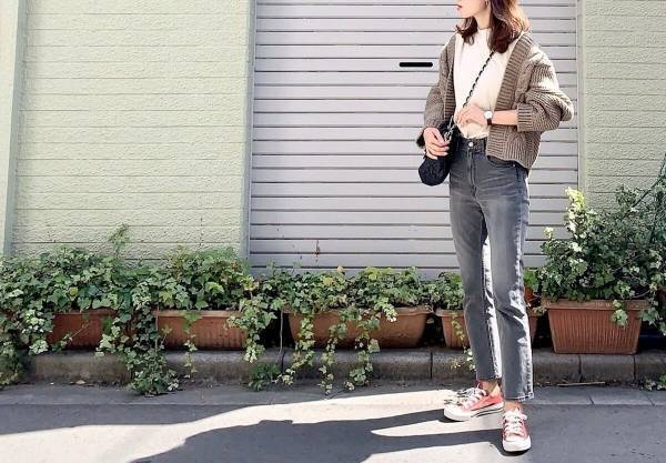 【GU】のスムースTがあればオンオフ自在に着回せる！ 春夏コーデを制するのはコレ