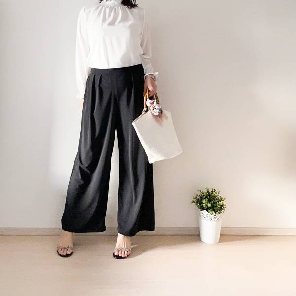 【UNIQLO】売り切れ続出！ クレープジャージワイドパンツはシーズン前にGetして