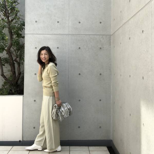 GU定番人気「リネンブレンドワイドパンツ」でヘルシー＆上品コーデ