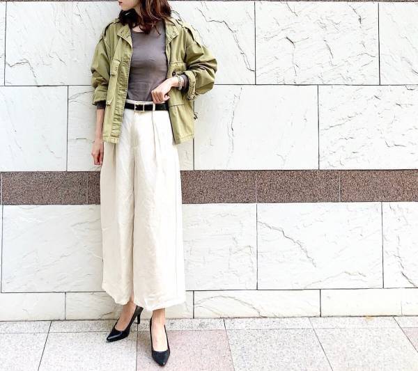 【無印良品】ニュアンスカラーが最旬！ 絶妙グレーで“こなれ”コーデ