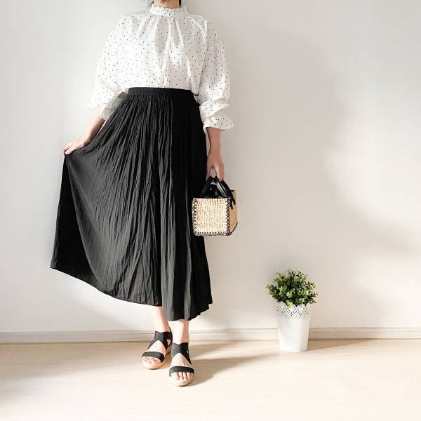 【UNIQLO】スタイルがきれいに見えるスカートパンツ1990円！ 絶対買い！