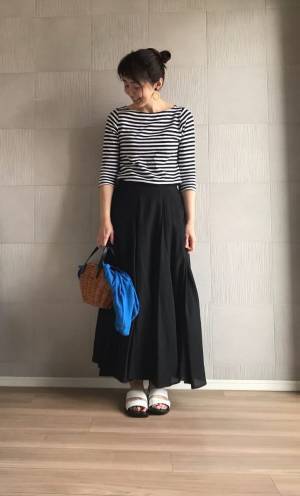 ZARAのスクエアトゥサンダルで大人の足元抜け感コーデを格上げ