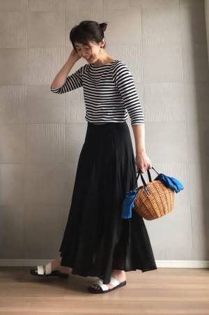 ZARAのスクエアトゥサンダルで大人の足元抜け感コーデを格上げ