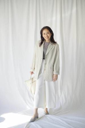 羽織りものシーズン到来!! あなたはジャケット派？ カーディガン派？