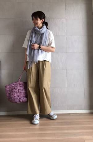 「白Tシャツが体育着に見える……」大人女性のお悩みを解決