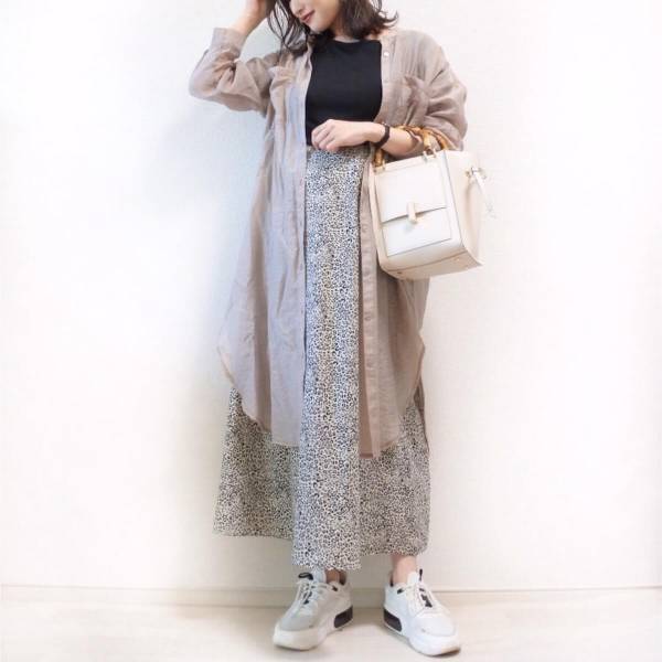 今季マストバイ！ 【しまむら】で買える“透け感”アイテム