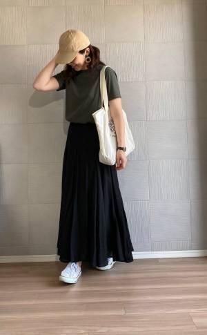 大人女性が選ぶべきスカートは？ 細見え＆スタイルアップ着回し術を解説