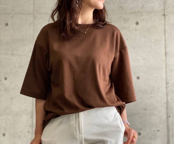 ジメジメ期でも快適！ SNSでひそかに大人気のUNIQLOメンズTシャツ
