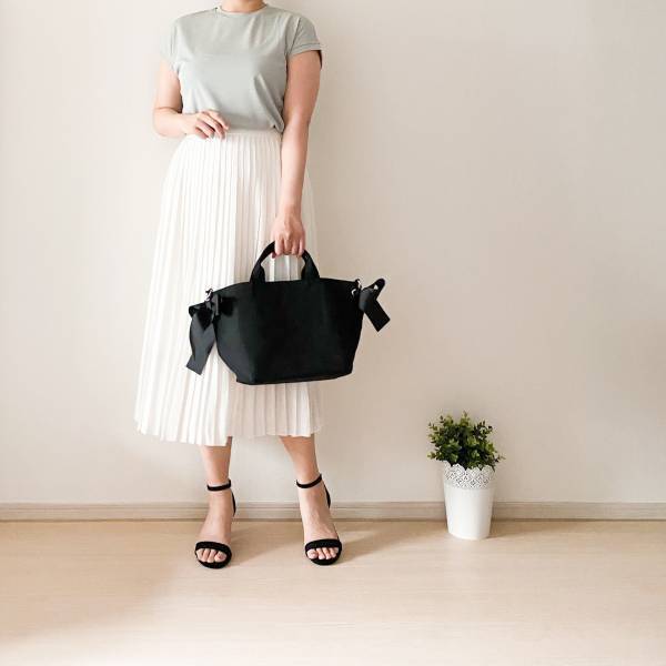 ユニクロのシフォンロングプリーツスカートはカジュアルにも◎