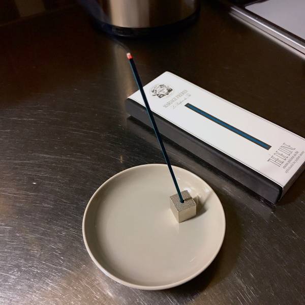 ひとり時間を甘やかす夏の香り。疲れを癒すミントや薔薇のフレグランス集めました