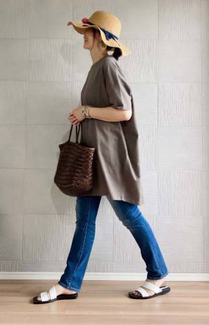 プチプラ大人色で“お腹を隠している感”もゼロ！ チュニックコーデのテクニック