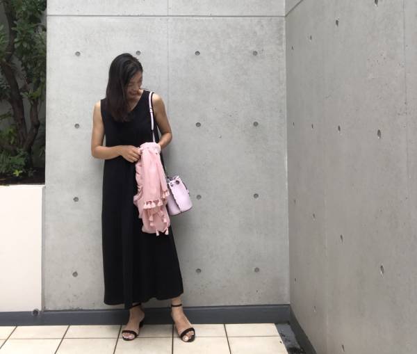 990円で“女っぽ”が叶う！【GU】フリンジストールが優秀