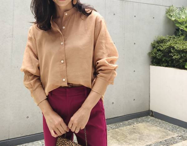 【Uniqlo U】2990円で大人上品が叶う！ 素材もシルエットも満足なシアーバンドカラーシャツ