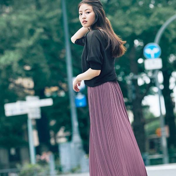 【UNIQLO】U2000でトレンドが楽しめる！ ライトシアーボートネックセーター