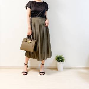 【UNIQLO】買って損なし。アラフォー着回しコーデに990円Tが便利！